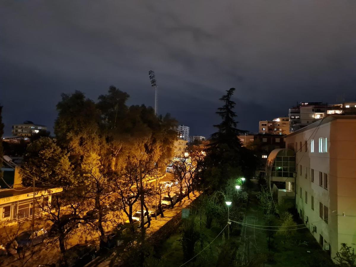 Ex-Block District Charming Studio Apartment With Treeish Sorrounding View! Тирана Екстер'єр фото