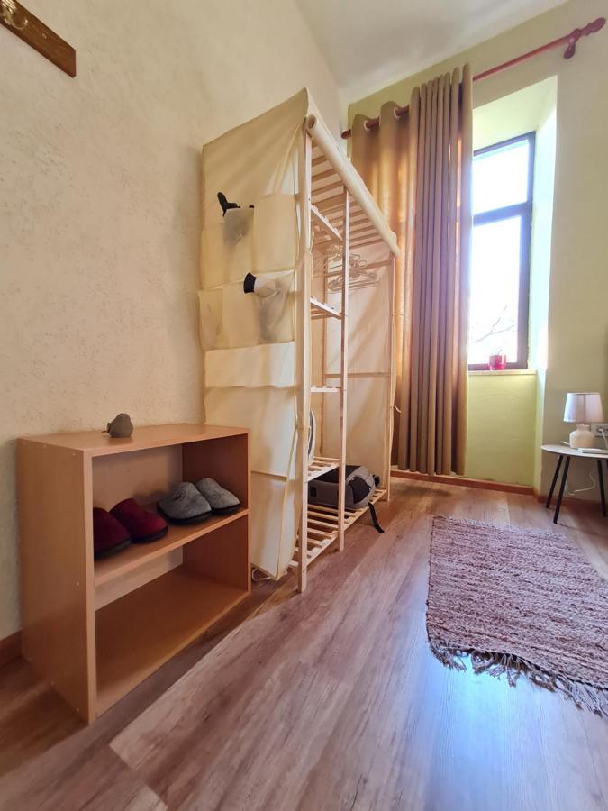 Ex-Block District Charming Studio Apartment With Treeish Sorrounding View! Тирана Екстер'єр фото
